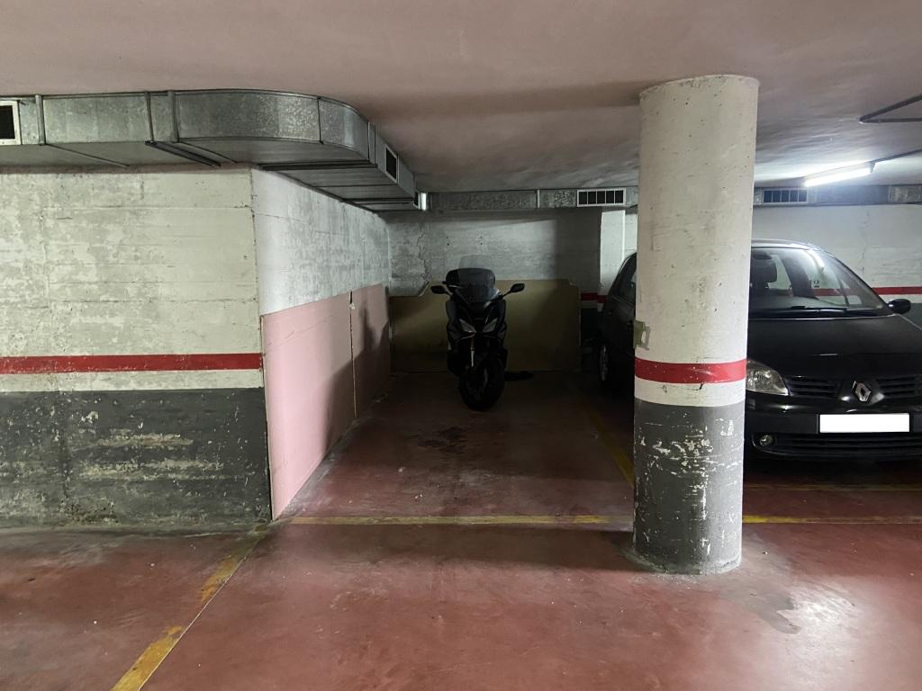 Plaza de parking en Barcelona Dels Cortada / Santa Gemma