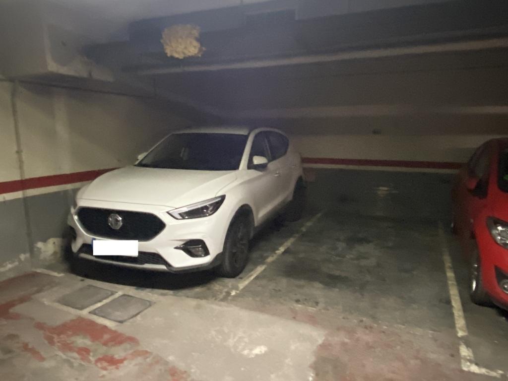 Plaza de parking en Barcelona Pare Claret / Sicilia
