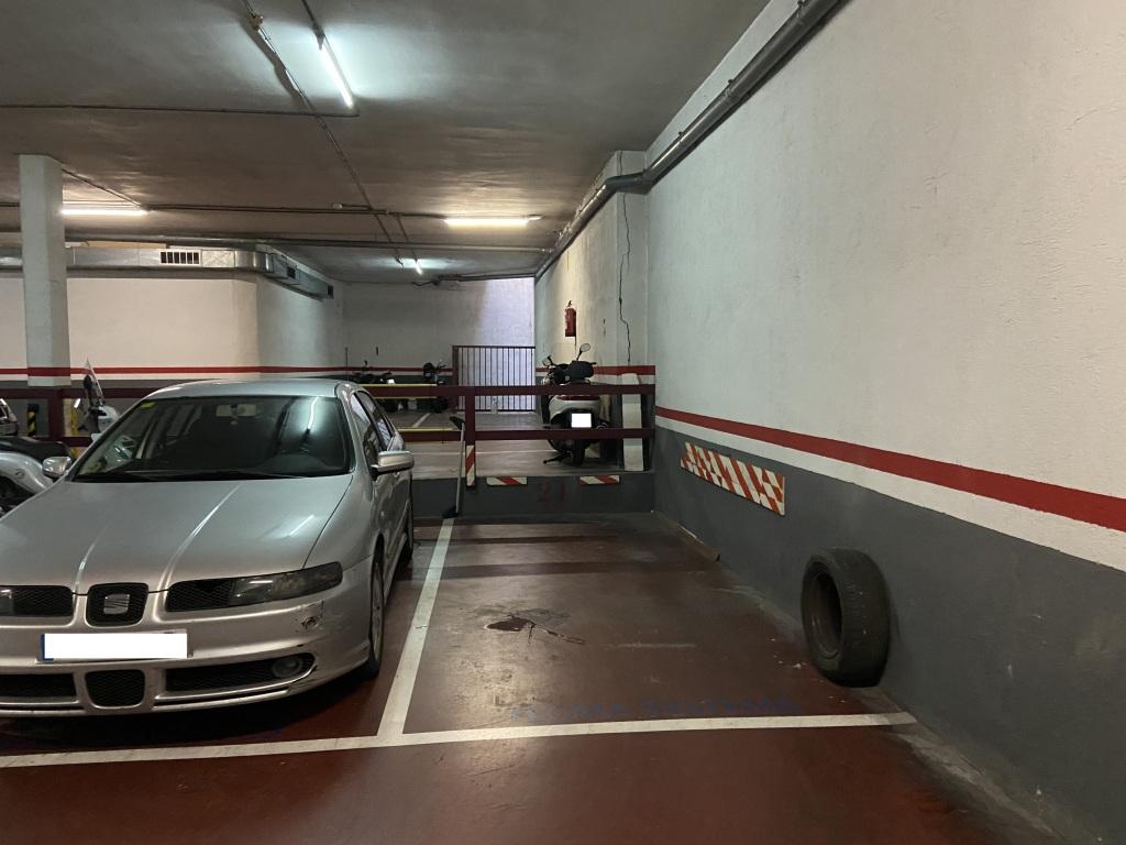 Plaza de parking en Barcelona Av Meridiana / Flor de neu
