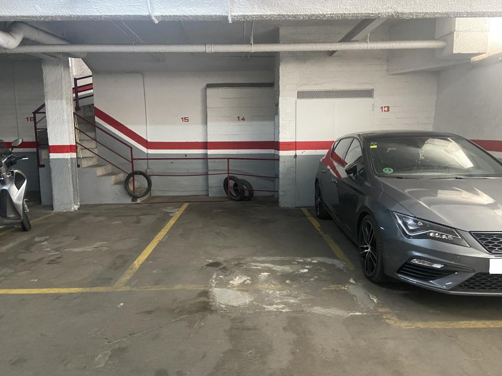 Plaza de parking en Barcelona Móra la Nova / Móra d´Ebre