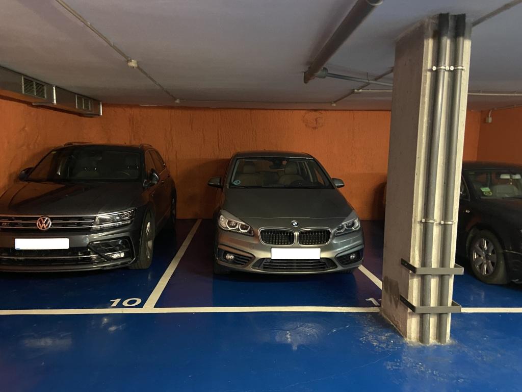 Plaza de parking en Barcelona Gran Via Corts Catalanes / Passeig de Gracia