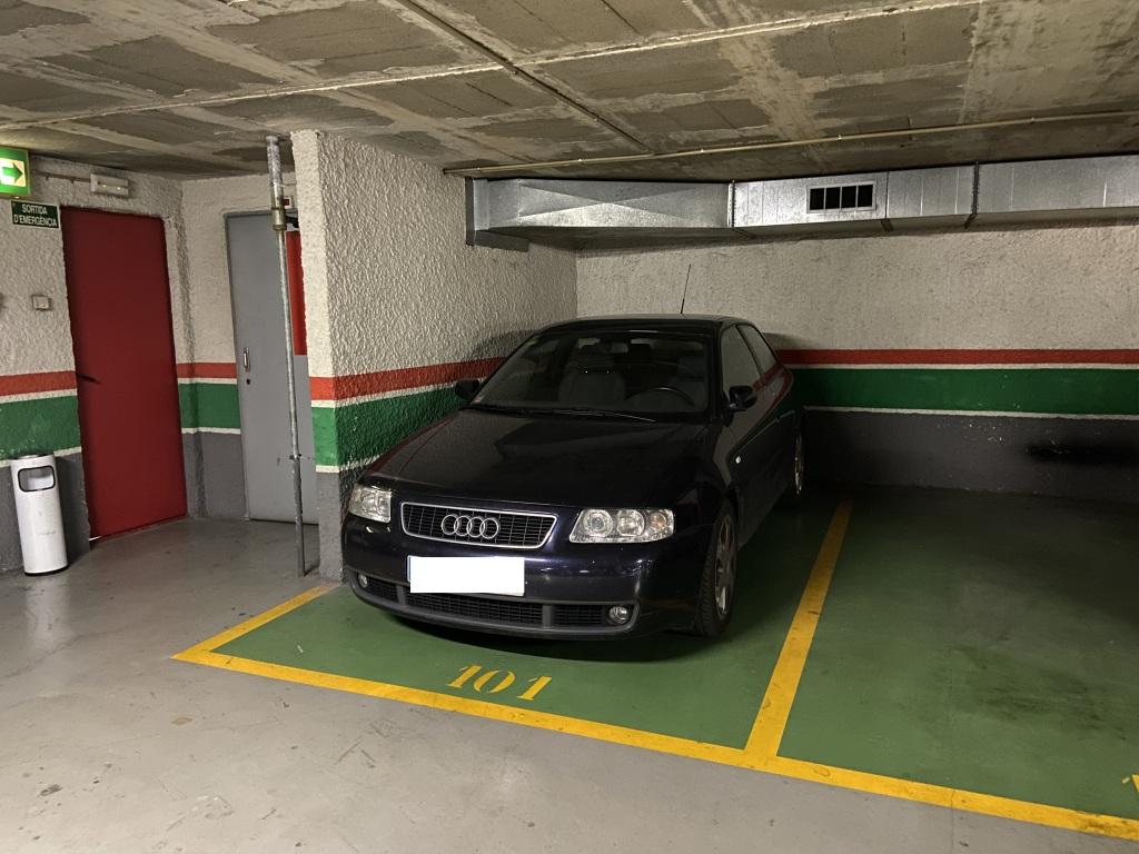 Plaza de parking en Barcelona Cartagena / Mallorca