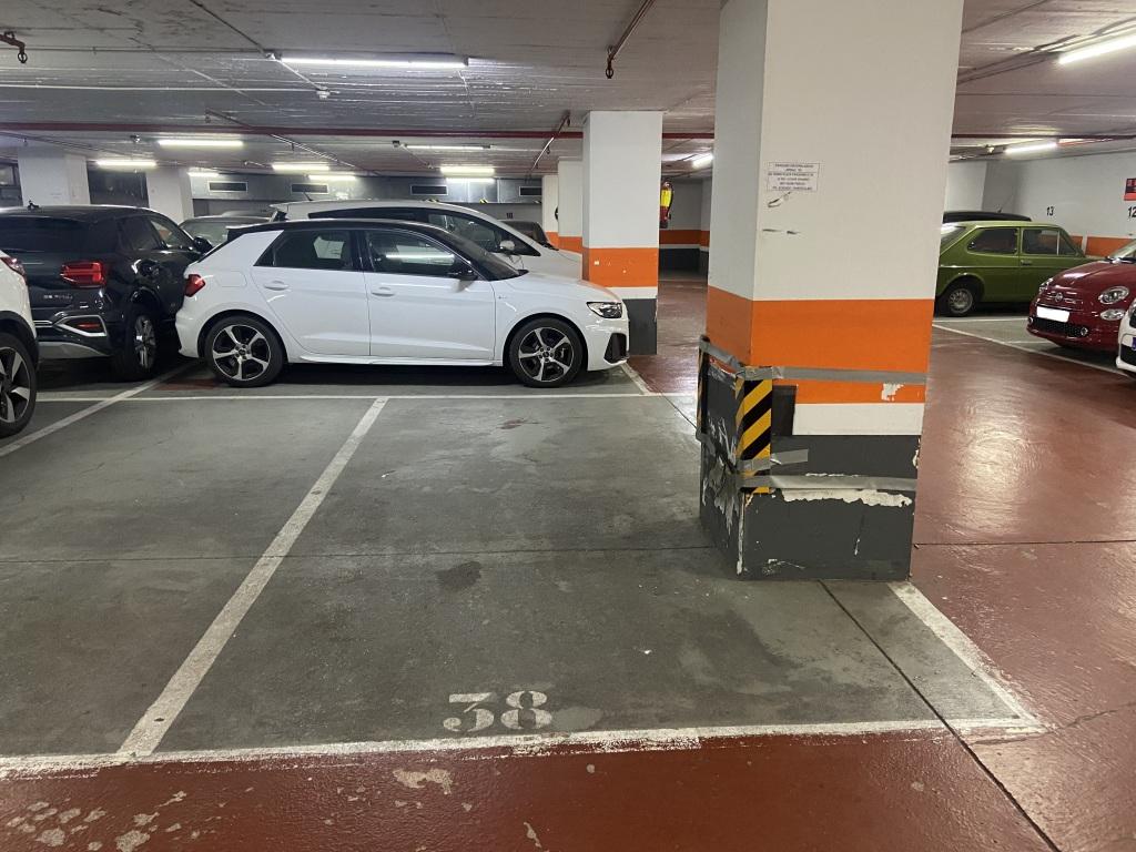 Plaza de parking en Barcelona Av Diagonal / Aribau