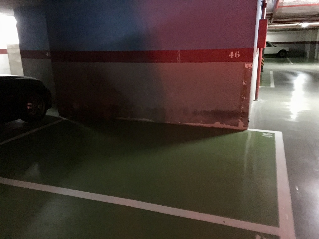 Plaza de garaje en Venta en Barcelona en MONTJUIC Travesera de les Corts