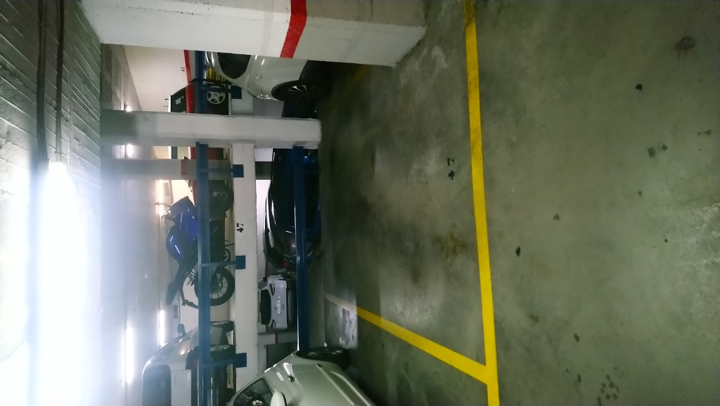 Plaza de garaje en Venta en Santa Coloma De Gramanet en SANTA ROSA Carrer sant jordi