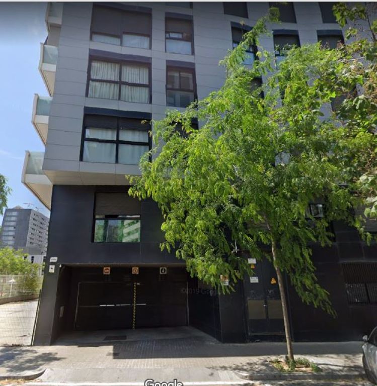 Plaza de garaje en Venta en Barcelona en EL FORT PIENC Carrer de la Diputació