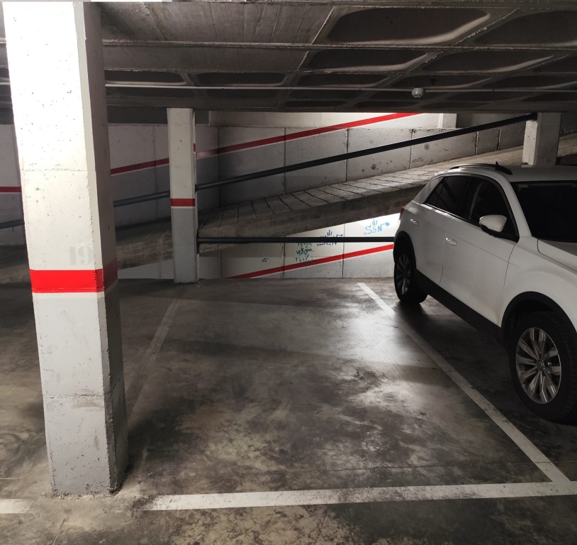 Plaza de garaje en Venta en Terrassa en  C/FRANCESC OLLER