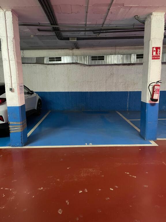 Plaza de garaje en Venta en Mollet Del Valles en  Roger de Llúria, Mollet del Vallès