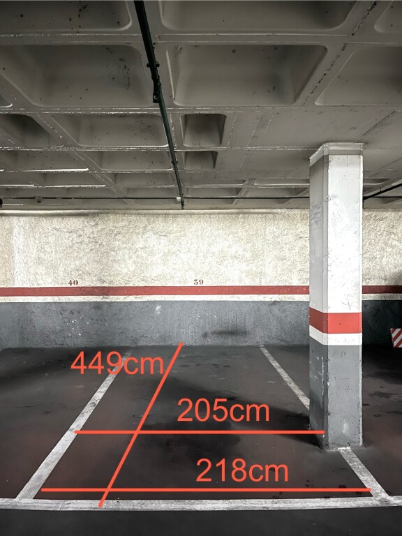 Plaza de garaje en Venta en Barcelona en LES CORTS C/ de Novell