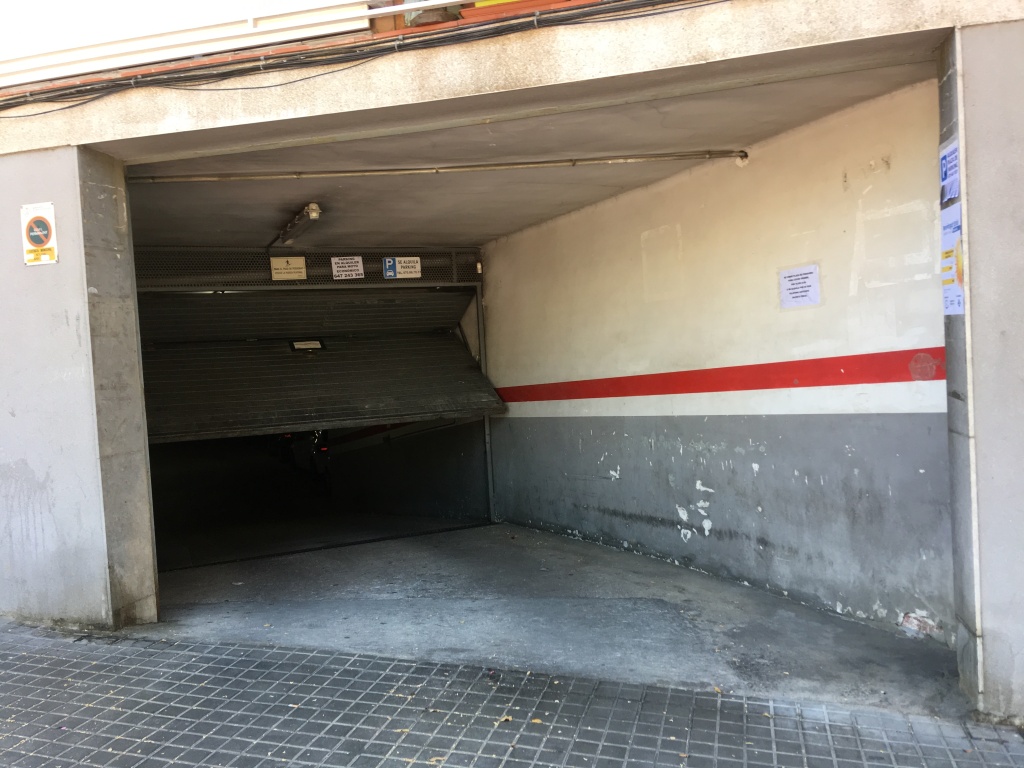 Plaza de garaje en Venta en Sant Just Desvern en  Tudona