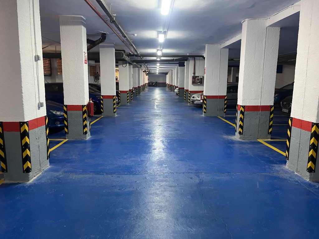 Plaza de garaje en Venta en Badalona en COLL I PUJOL Pasaje río Llobregat