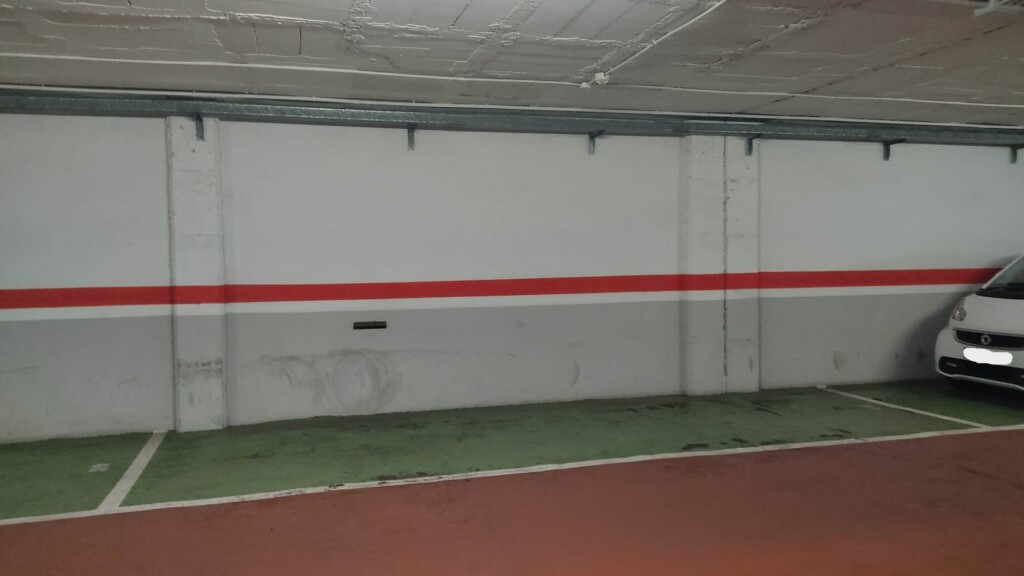 Plaza de garaje en Venta en Castelldefels en CENTRO Avenida Constitució